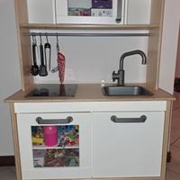 CUCINA PER BAMBINI IN LEGNO CON TANTI ACCESSORI