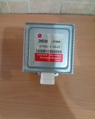 Magnetron LG 2M286 21TBGS per microonde 