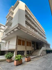 Trilocale/24.04-30.05/pmarconi/p.auto