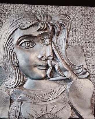 Bassorilievo di Dira Maar Picasso in Peltro