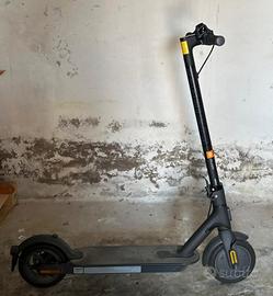 Monopattino elettronico 