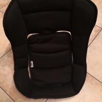 Riduttore seggiolino auto.