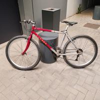 Bici MTB raggio 26 taglia M