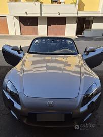 HONDA S2000 