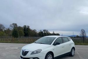 Lancia Delta 1.6 MJT DPF Gold