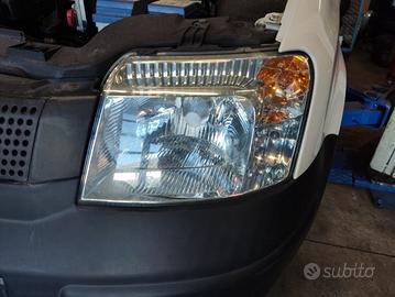 Proiettore sinistro FIAT PANDA del 2007