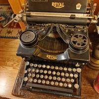 Macchina da scrivere Royal 10 ds collezionismo 