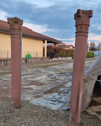 capitelli pietra rossa