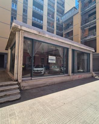 Cagliari Centro Locale Per Showroom