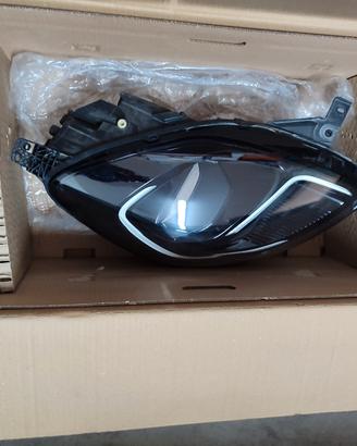  faro anteriore destro Ford puma
