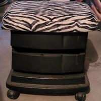 Carrellino pedicure/manicure zebrato