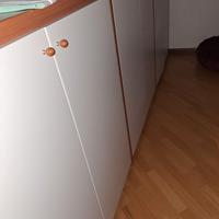 Mobile in legno usato