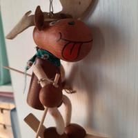 Decorazione in legno – Alce che scia