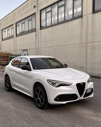 Alfa Romeo Stelvio Veloce Q4 2.2