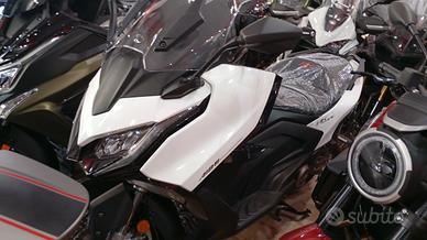 kymco575