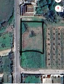 Terreno agricolo con pozzo e recinto leggi sotto