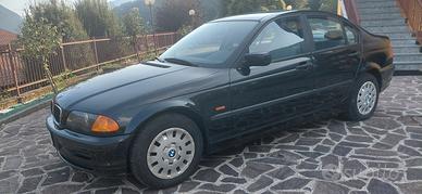 bmw 318 i  118cv 