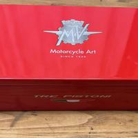 KIT DOCUMENTAZIONE PRODOTTO MV AGUSTA TRE PISTONI