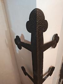 Angoliera ferro battuto
