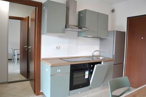 Monolocale CON BALCONE E GARAGE INCLUSO A CHIEVE