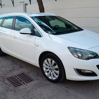 Opel Astra J 1.6 CDTi sports tourer elective 