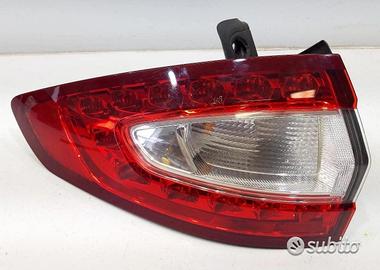 Luce fanale posteriore sx ford mondeo 2016