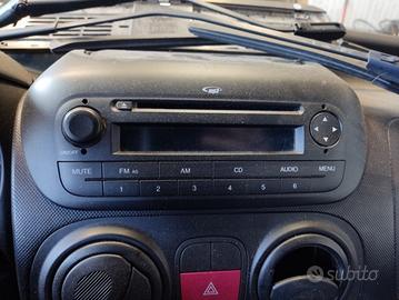 Autoradio PEUGEOT BIPPER del 2015