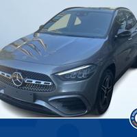 Mercedes-Benz GLA 250 E PLUG-IN HYBRID AUTOMA...