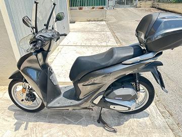 Honda sh 125 AD