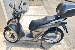 Honda sh 125 AD