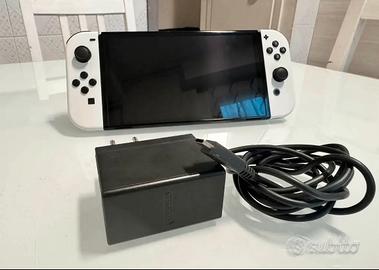 Nintendo Switch Oled LEGGI BENE
