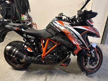 KTM 1290 Super Duke GT - 2023