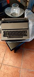 macchina scrivere  elettrica Olivetti Praxis 20