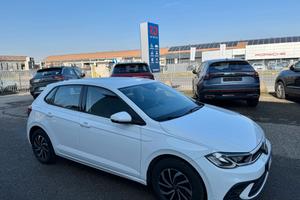 Volkswagen Polo 1.0 95cv Life +Tech P. / NO VINCOL