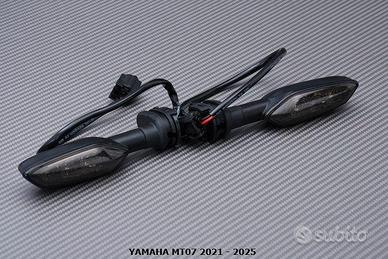 Coppia frecce Y-Perf LED YAMAHA MT07 2021 - 2025