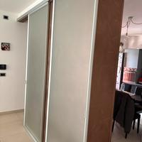 Porte scorrevoli in vetro