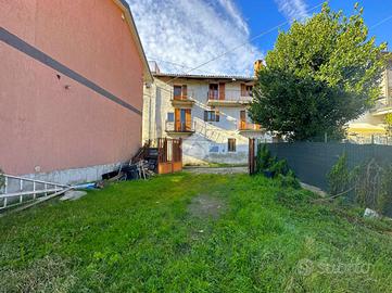 CASA SEMINDIPENDENTE A VALGIOIE