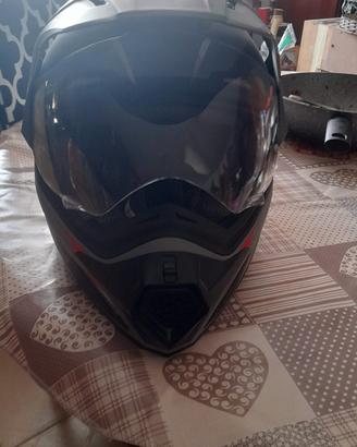 Casco Aston Crostourer 