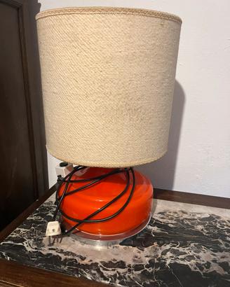 Lampada da tavolo