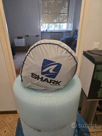 Casco Shark in carbonio