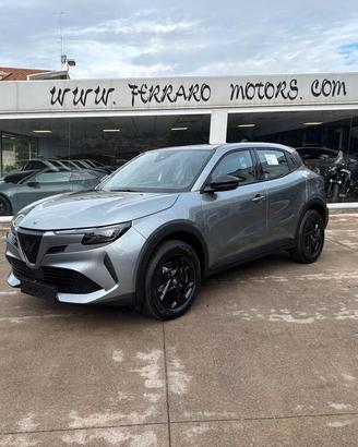 Alfa Romeo Junior 1.2 136 CV Hybrid 2026 KM 0 IVA 