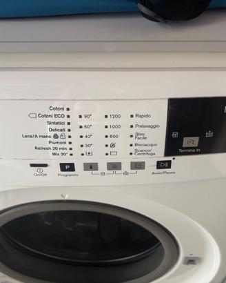 Lavatrice rex electrolux floccare 9 kg 1200 giri