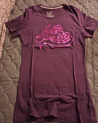 T-shirt Nike taglia S. Nuova