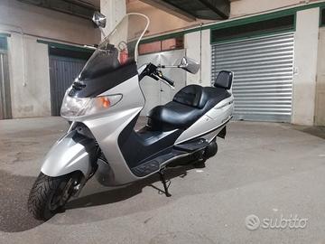 Suzuki AN Burgman 400 - 2000