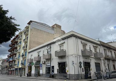 3 LOCALI A REGGIO DI CALABRIA