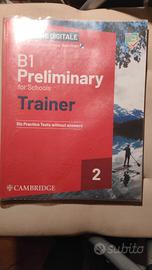 Libro inglese pet English 