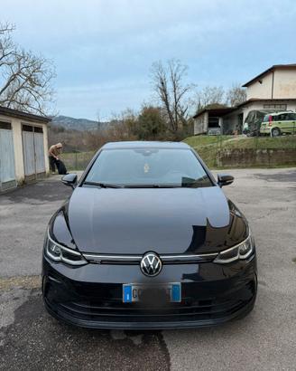 GOLF 8 R-LINE NERA