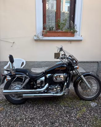 Honda black widow 750