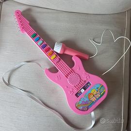 Chitarra giocattolo