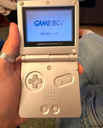 Game boy advanced sp + pokemon verde foglia